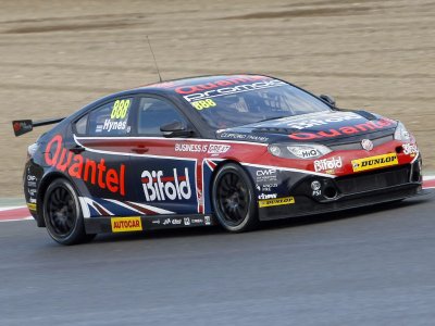 #888 Marc Hynes (GBR). Quantel BiFold Racing. 2014 Brands Hatch 